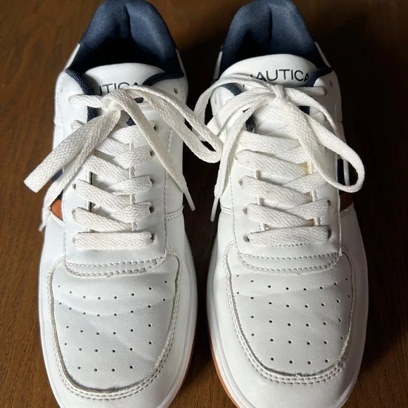Nautica Boys Sneakers Size 6 White Synthetic Leather Lace Up Casual Striped - Picture 5 of 8